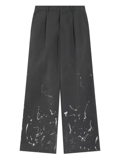 We11 Done Pleated Paint-splatter Trousers In Gray