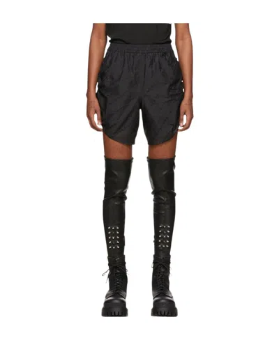 We11 Done Pleated Shorts In Black