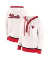 Wear By Erin Andrews Women's White Chicago Bulls Plus Size Hoodie Sweater In White