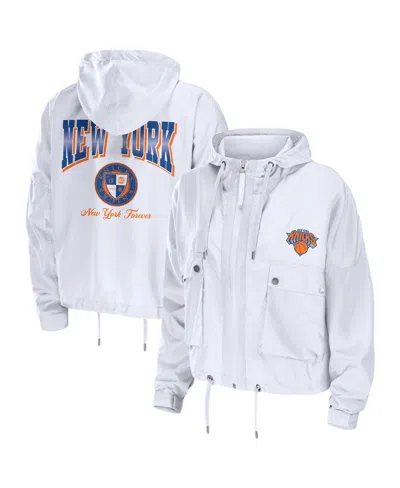 Wear By Erin Andrews Women's White New York Knicks Cropped Full-zip Windbreaker Jacket