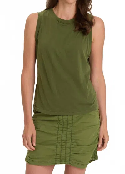 Wearables Bodie Raw Edge Jersey Tank Top In Apollo Pigment In Green