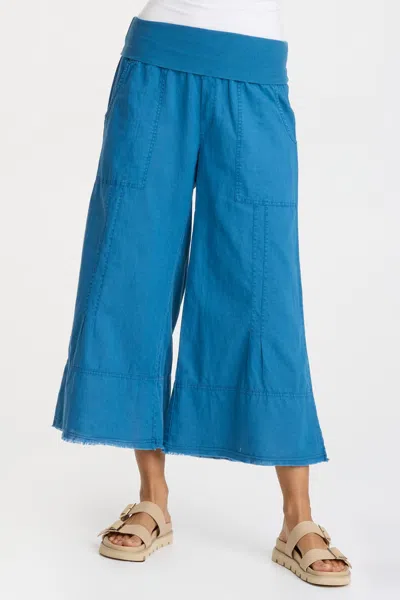 Wearables Garni Crop In Blue