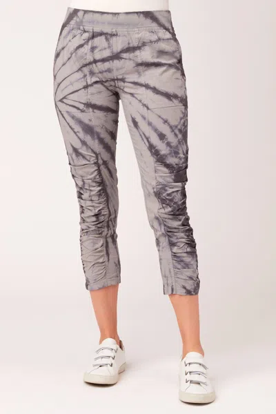 Wearables Geyser Crop In Grey