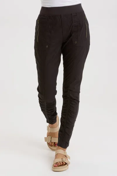 Wearables Grassroots Legging In Black
