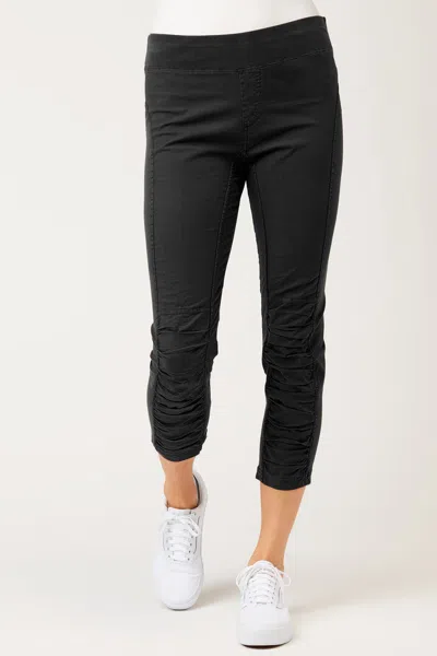 Wearables Jetter Crop Legging In Black