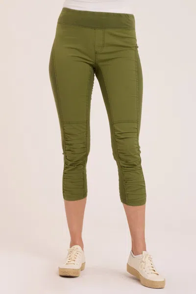 Wearables Jetter Crop Legging In Green