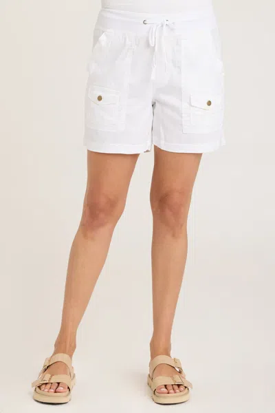 Wearables Milton Short In White