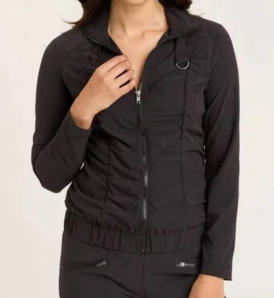 Wearables Momentum Jacket In Black