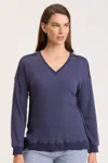 Wearables Oxley V-neck In Blue