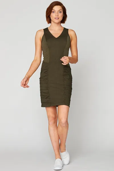 Wearables Raymond Dress In Green