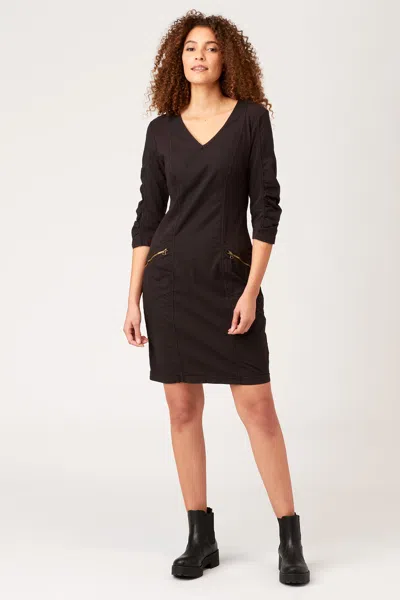 Wearables Zelia Dress