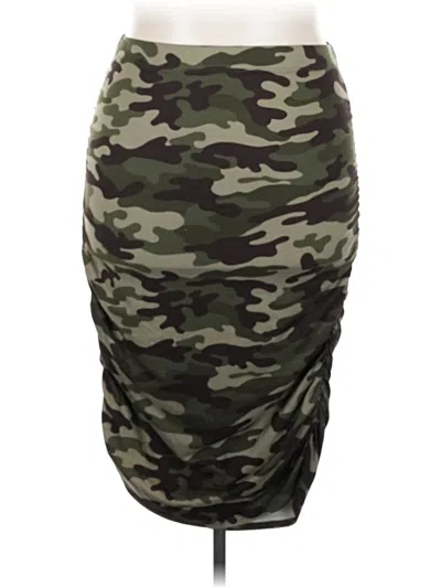 Pre-owned Wearever Casual Skirt In Green