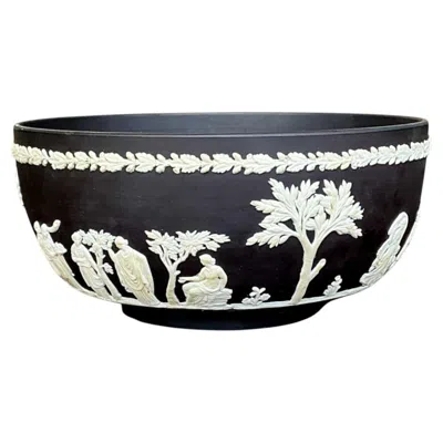 Pre-owned Wedgewood Mid-century Wedgwood Black Jasperware Basalt Glaze Pottery Neoclassical Bowl