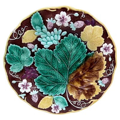 Pre-owned Wedgwood 19th Century Majolica Strawberries & Grapes Plate  In Purple
