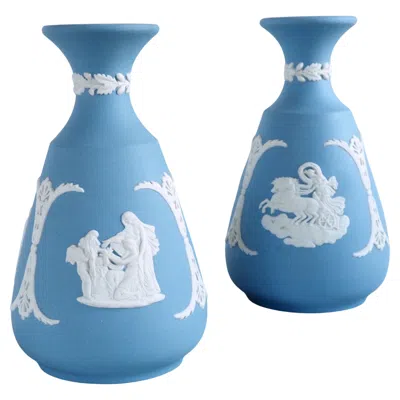 Pre-owned Wedgwood Blue And White Jasperware Vases