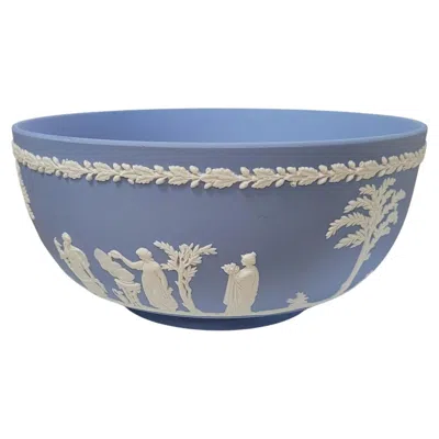 Pre-owned Wedgwood Blue Jasperware "sacrifice" Bowl