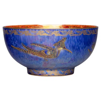 Pre-owned Wedgwood Daisy Makeig-jones  Blue Lustre Hummingbird Decorative Bowl