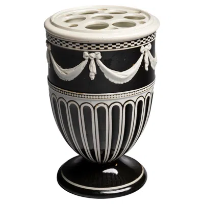 Pre-owned Wedgwood Early  Dipped Pearlware Bough Pot In Black