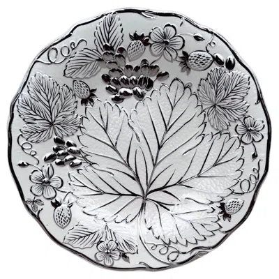 Pre-owned Wedgwood English Majolica Strawberry & Grapes Plate  Circa 1930 In Purple