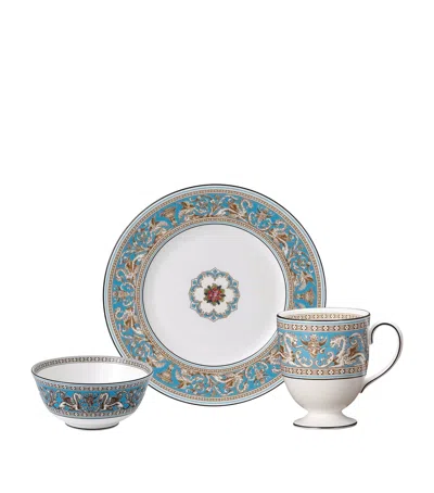 WEDGWOOD FLORENTINE TURQUOISE 3-PIECE DINNER SET