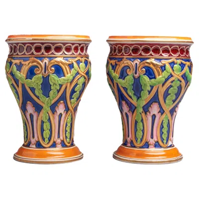 Pre-owned Wedgwood Pair Of  Renaissance Revival Majolica Vases In Brown
