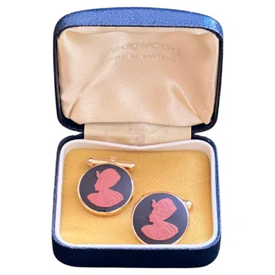 Pre-owned Wedgwood Rare Vintage Royal British Cleopatra “” Gold Plate Cufflinks Circa 1960 In Multi