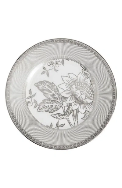 Wedgwood Silver Tonquin Bone China Plate In Gray