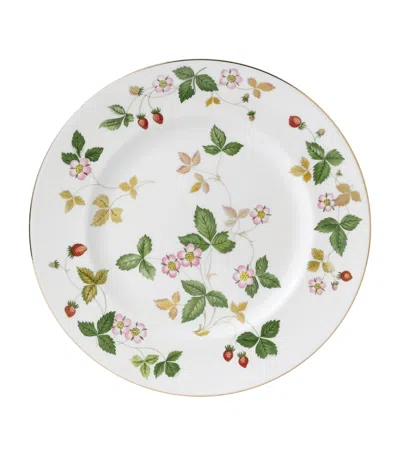 Wedgwood Wild Strawberry Plate In Green
