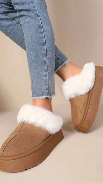 Weeboo Snowbound Chunky Platform Slippers In Tan In Multi