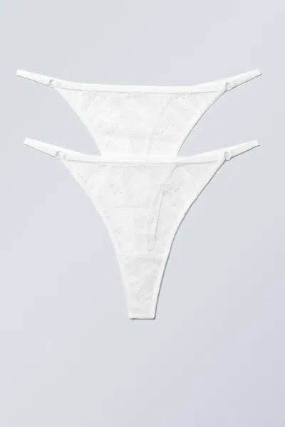 Weekday 2-pack Zelda Lace Thongs In White
