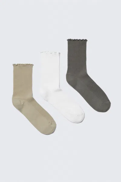 Weekday 3-pack Frill Edge Socks