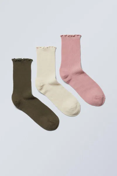 Weekday 3-pack Frill Edge Socks In Pink