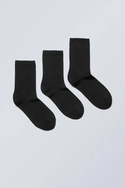 Weekday 3-pack Shiny Socks In Black