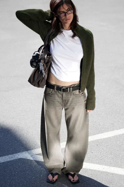 Weekday Abell Mid Rise Regular Cocoon Leg Jeans