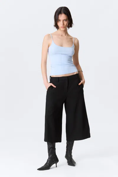Weekday Hanne H Capri Suiting Trousers In Black
