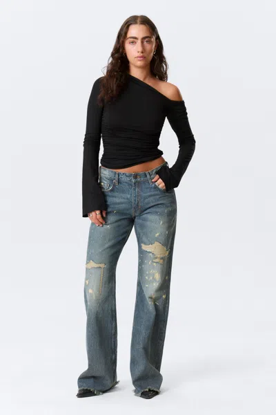 Weekday Helix Low Rise Regular Flared Leg Jeans In Blue