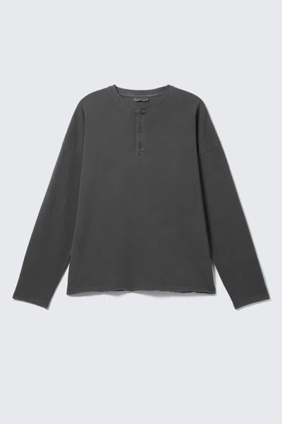 Weekday Loose Long-sleeved Henley T-shirt In Gray