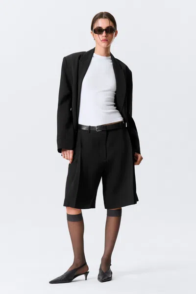Weekday Low Rise Linen-blend Suiting Shorts In Black