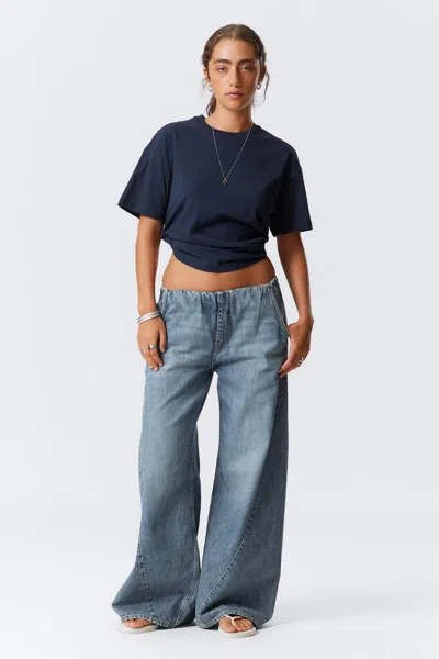 Weekday Low Rise Loose Fit Denim Joggers In Blue