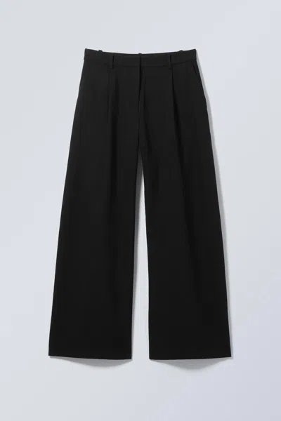 Weekday Low Waist Wide Suiting Trousers In Black