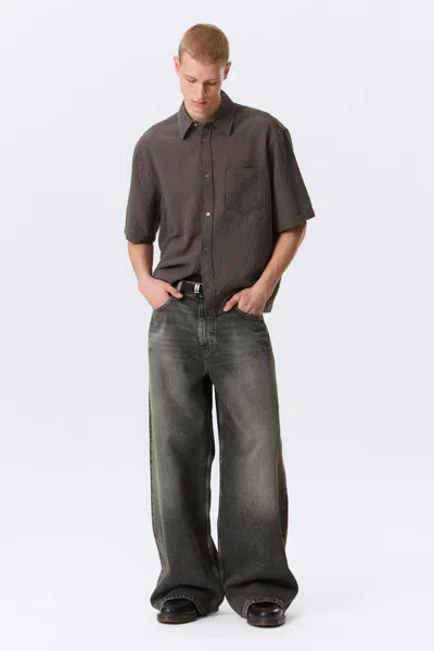 Weekday Relaxed Fit Short-sleeved Cotton Shirt In Brown