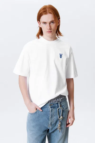 Weekday Relaxed Fit T-shirt With Front Embroidered Graphic In White