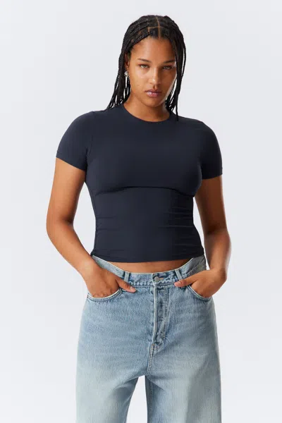 Weekday Slim Fitted T-shirt