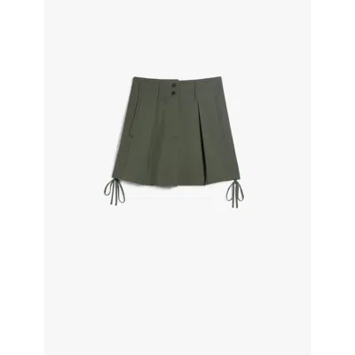Weekend Aereo In Green