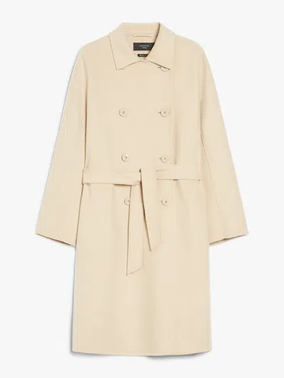 Weekend Avenue In Neutral