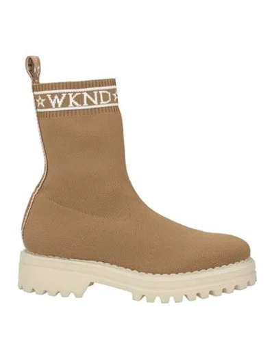Weekend By Pedro Miralles Woman Ankle Boots Camel Size 8 Textile Fibers In Beige