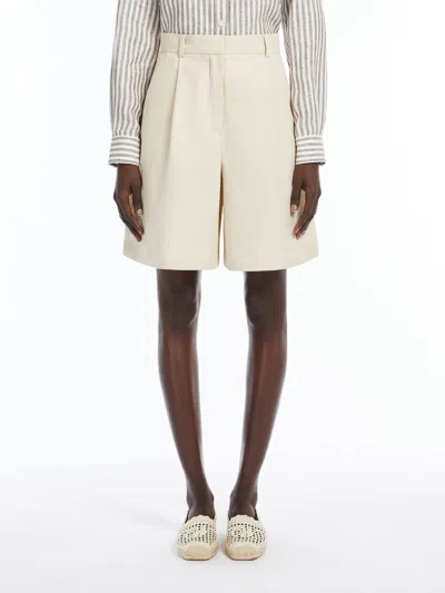 Weekend Ecuba In Neutral