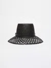 Weekend Eliseo In Black