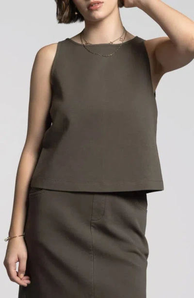 Weekend Los Angeles Genevieve Sleeveless Crop Top In Black Brown