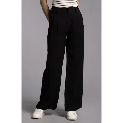 Weekend Los Angeles Lacy Straight Leg Pants In Black